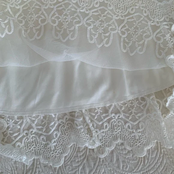 Trixxi Dress Juniors M White Cream Cut Out Back Lined Lace Adjustable Straps - Picture 4 of 16